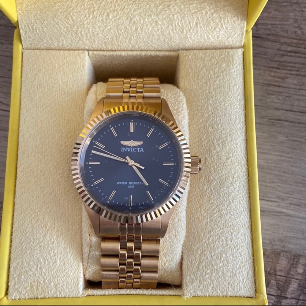 Invicta mens watch 43mm